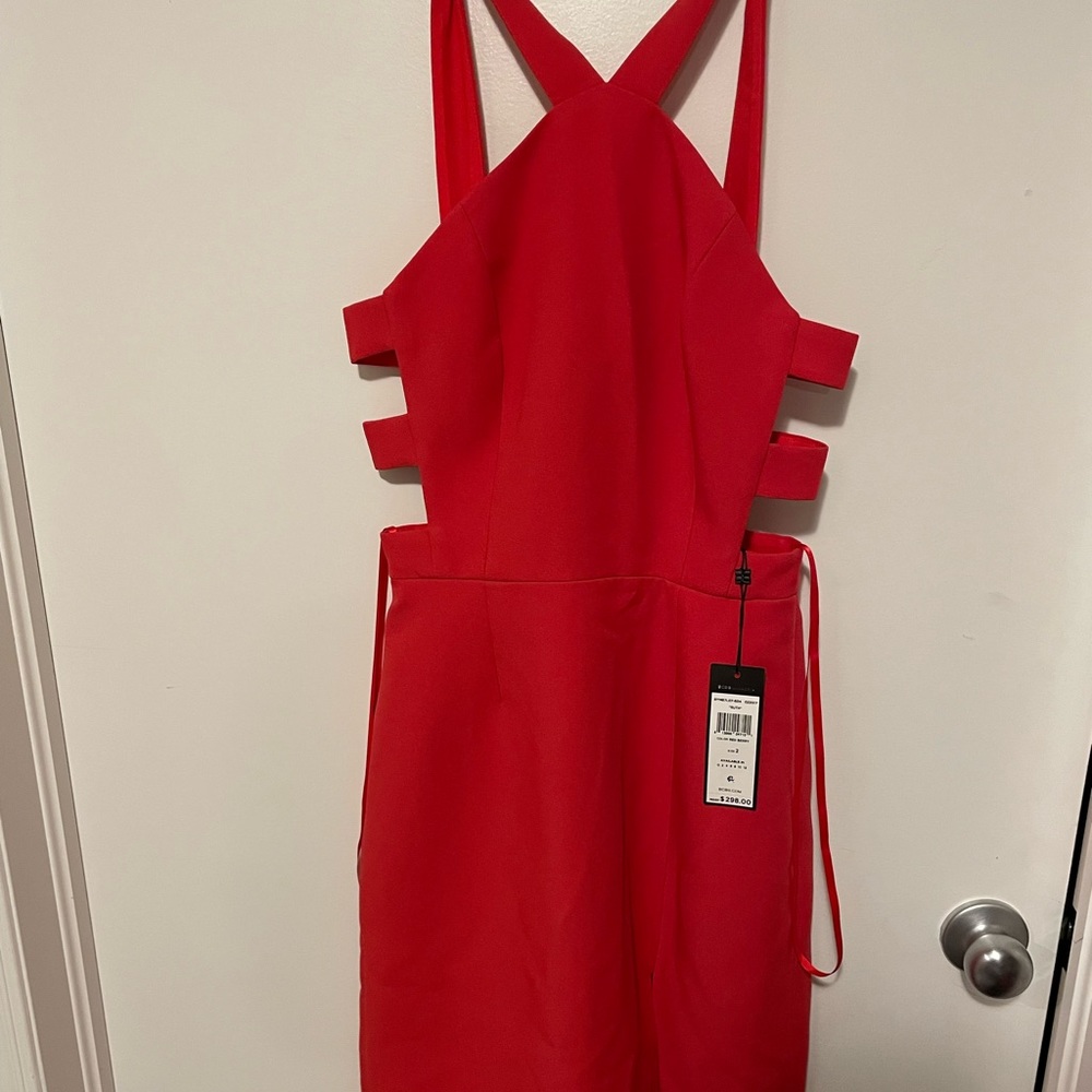 BCBG Ruth dress size 2, NWT RED knee length with slit
